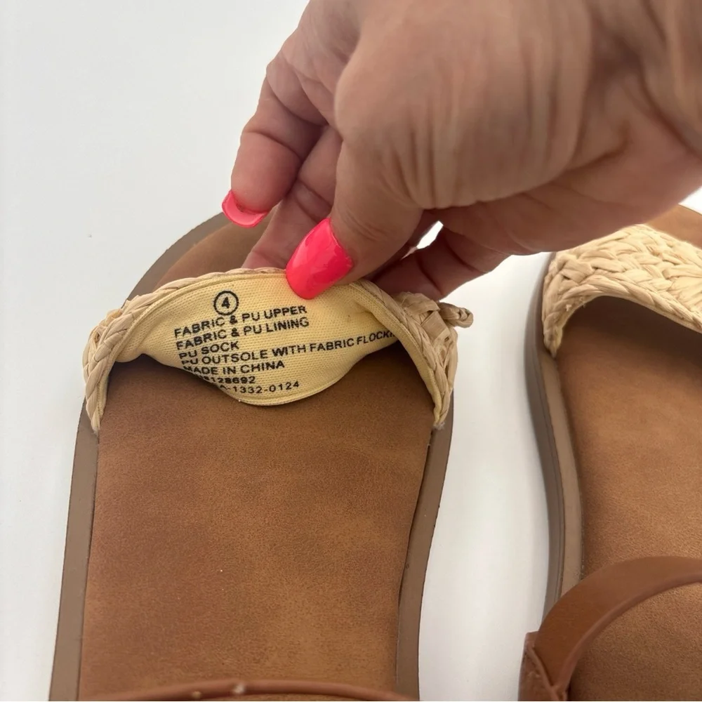 Steve Madden‎ Brown and Tan Sandals Two-Strap Design Sizes 2,4,5